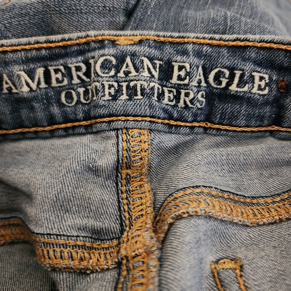 American Eagle Medium Wash Jegging Size 2 - Picture 6 of 7